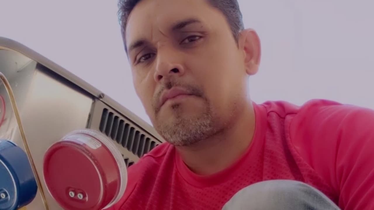 Desde México, activista Rudy Zamacona denuncia “tortura psicológica” en centros de detención de ICE