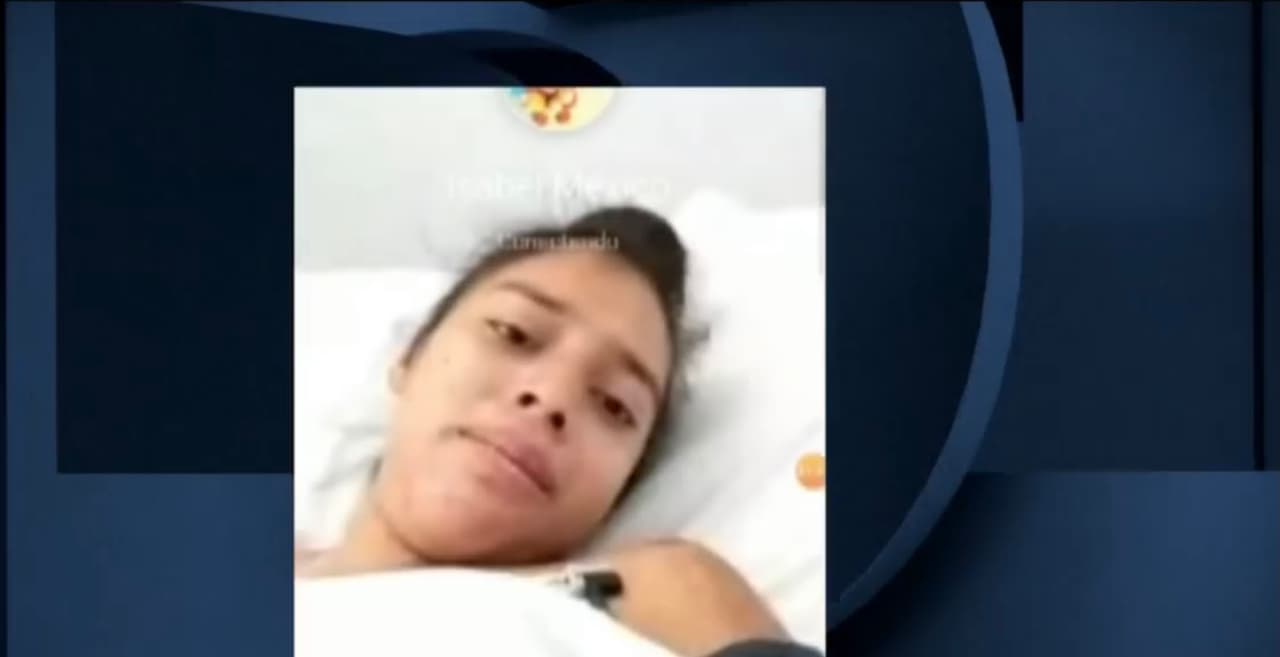 Cuando quiso comunicarle la noticia a su hija por video llamada, la 
<a href="https://www.univision.com/temas/salud">salud </a>de Ericka era tan precaria que fue imposible entablar una conversación y 
<b>solo pudo decirles que se sentía un poco mejor y que los extrañaba.</b> “Ya voy para allá”, le dijo Lucio. 
<br>