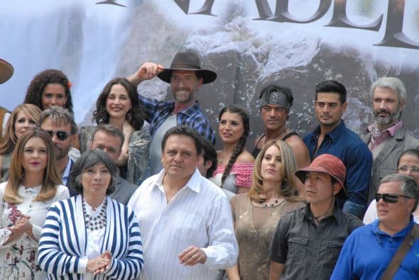 "Es una historia de amor en la que habrá mucha pasión y dolor; un melodrama con una línea amorosa fuerte".