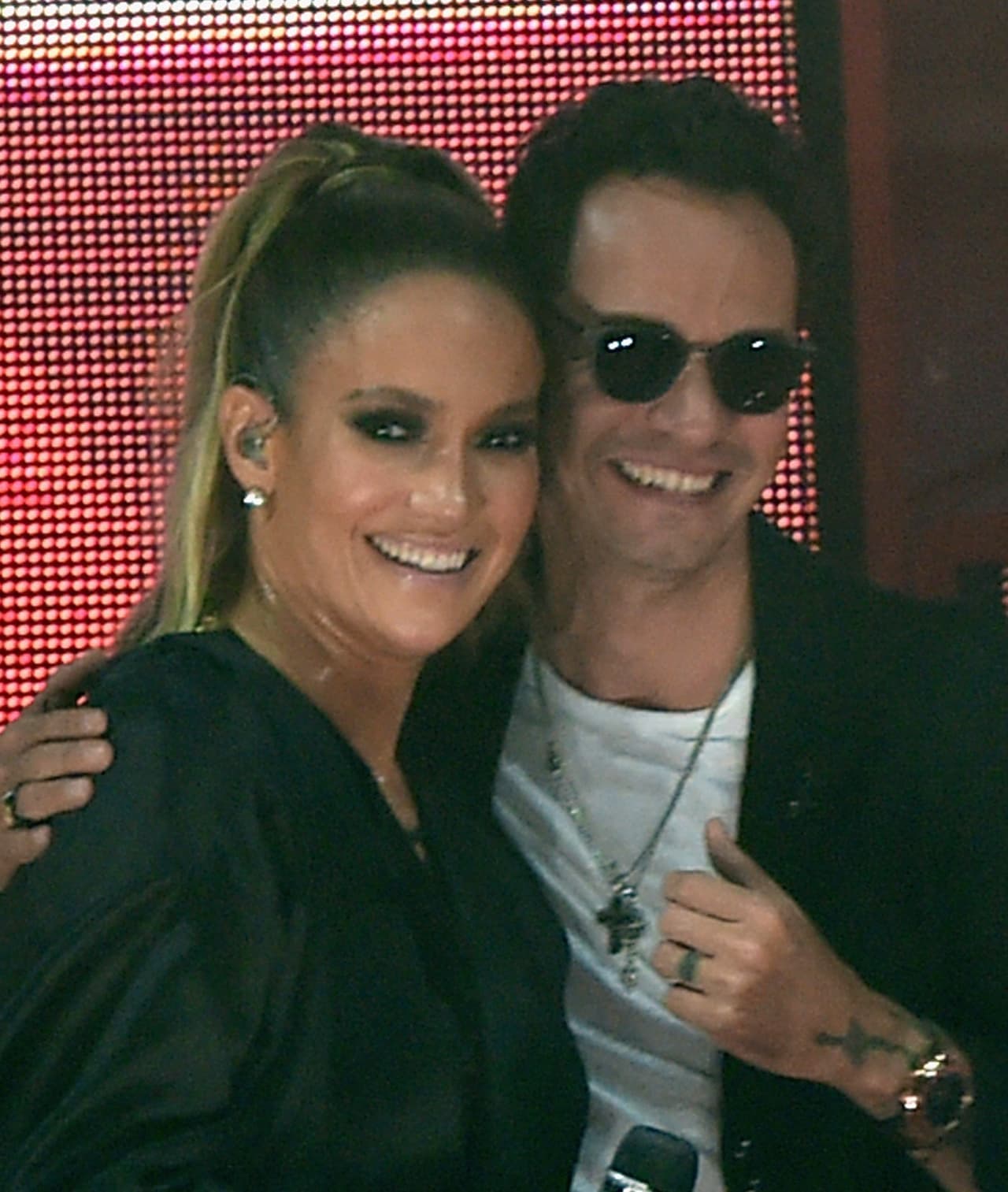 Corría 2004 cuando esta pareja se unió en matrimonio. Jennifer López se casó en segundas nupcias con Marc Anthony, quien también un matrimonio previo. Tras anunciar su separación en 2011, siguen siendo gandes amigos.