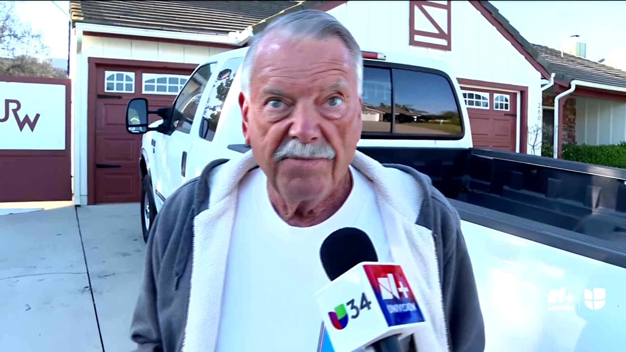“Pensé que iba a morir”: incendio Sandy sigue avanzando en Simi Valley con 1385 acres quemados