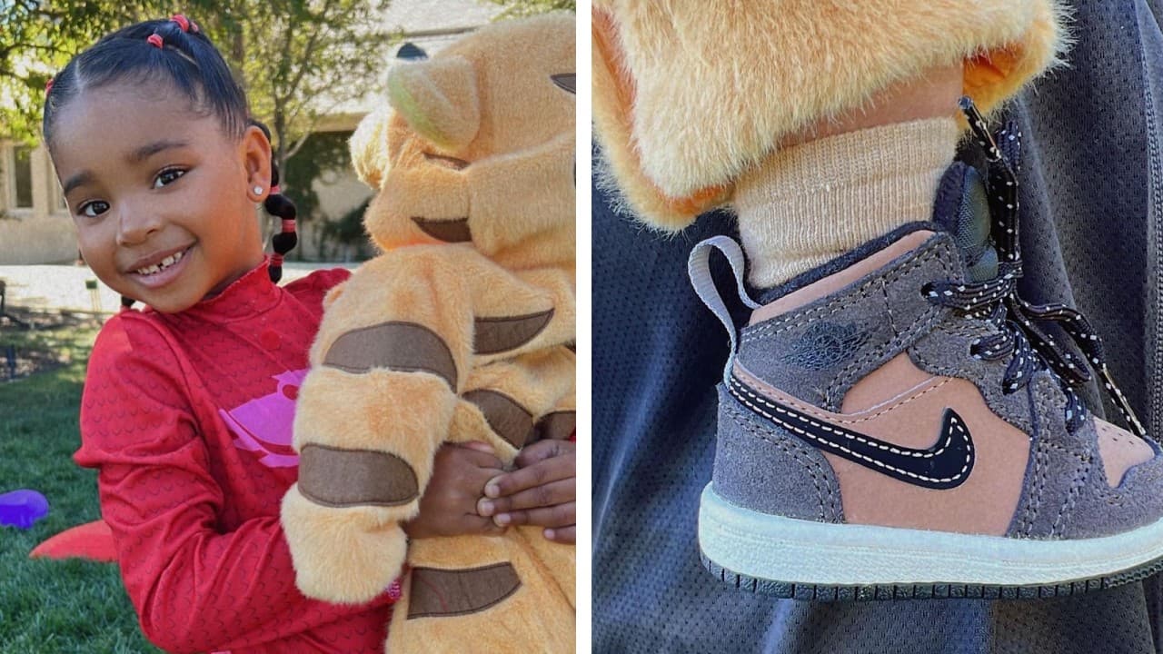 True y su hermanito.