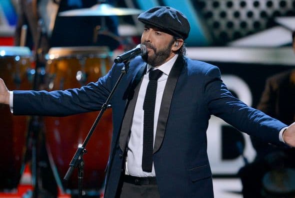 El Diminicano puso a bailar a todos con 'Tus besos'