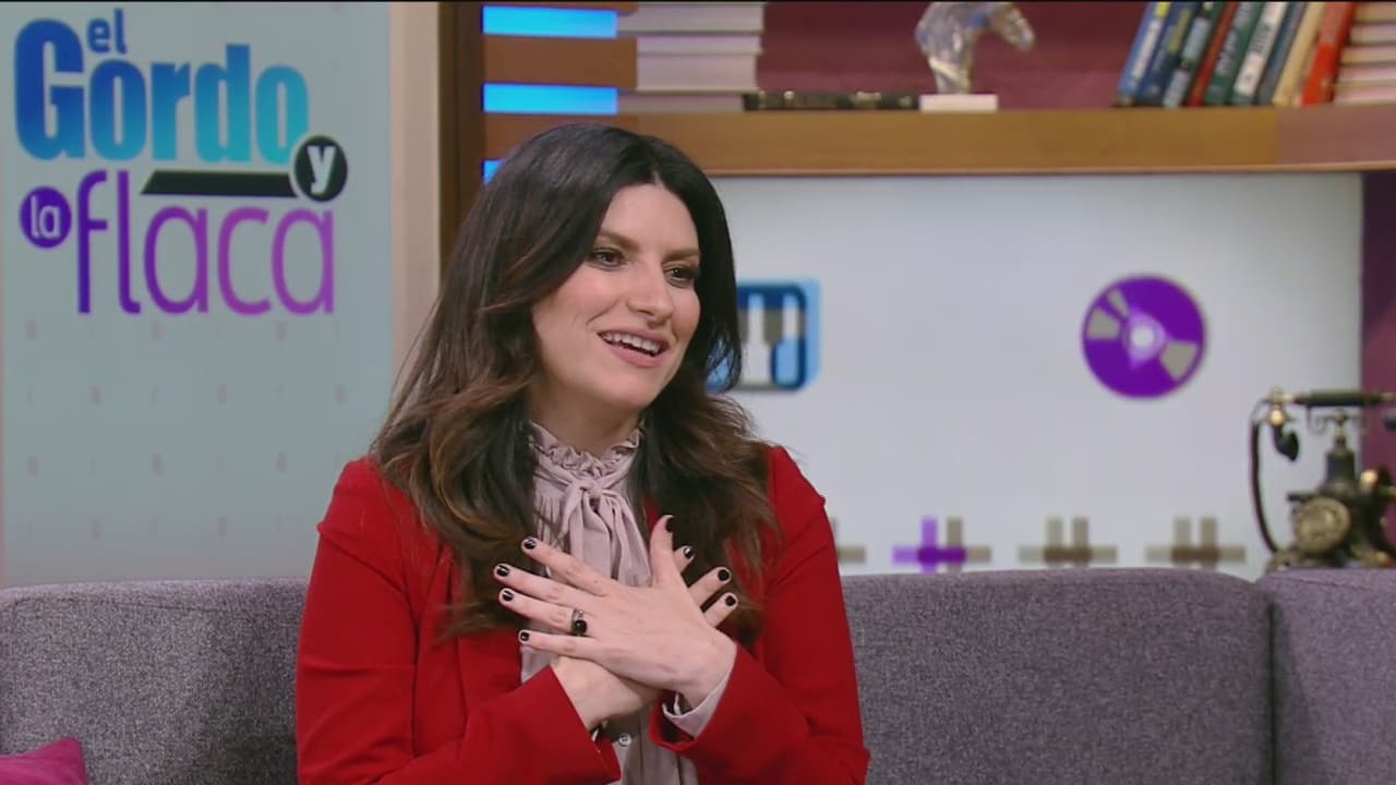 Laura Pausini llegó a nuestro estudio con regalos de navidad anticipadas para Lili y Alejandra