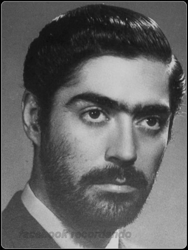 Luis Aguilar era el arquetipo del mexicano alegre, mujeriego y soñador, quien al igual que Pedro Infante y Jorge Negrete abarrotaban la taquilla por sus actuaciones, pero también por su romanticismo y su carismática personalidad. Aquí con barba para el filme 'Los bandidos de Río Frío'.