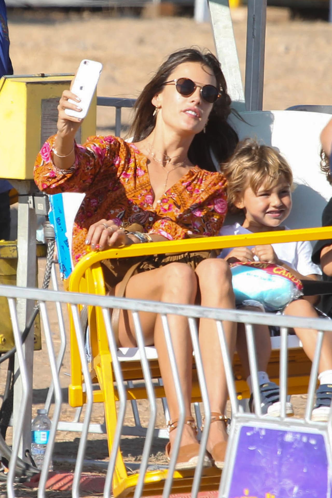 Siempre es tiempo para una selfie y más en movimiento.