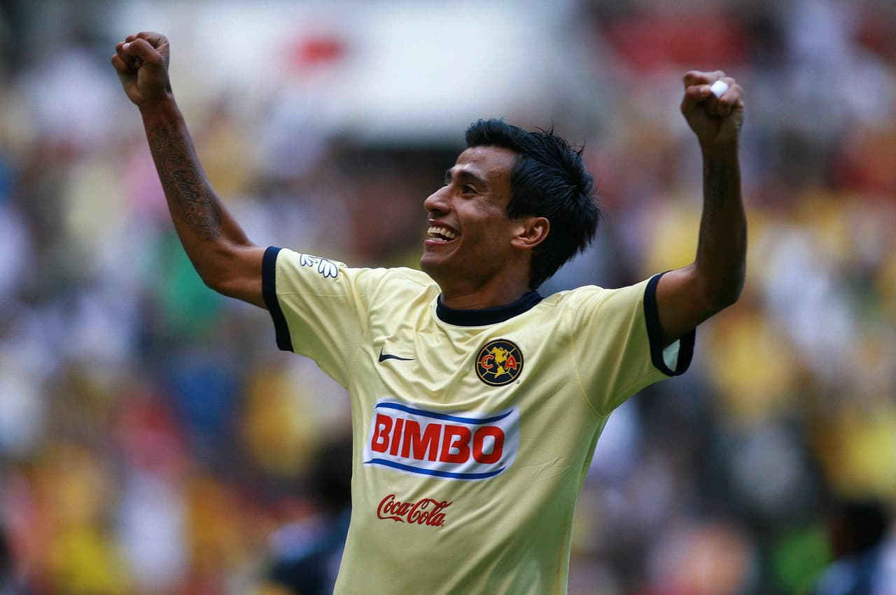 Luis Alonso Sandoval se puso la camiseta del América.