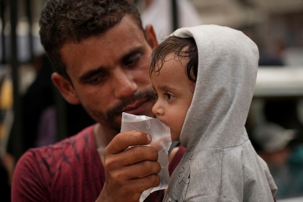 EEUU suspende visas para enfermos de Gaza, incluyendo niños, tras las críticas de una impulsora de teorías conspirativas