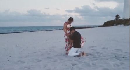 Fue con un videoclip donde el cantante escribió: "Mi paz, mi familia. ¡Estoy por conocer el verdadero amor! Mi vida ya cambió... Ahora seremos 4".