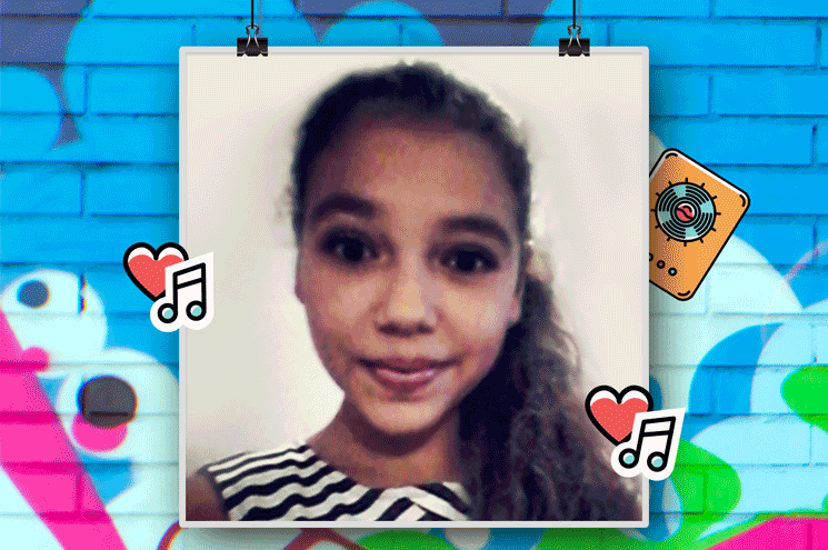 Para usuarios de Google Play descarga 
<b><a href="https://play.google.com/store/apps/details?id=com.screenz.conecta&hl=es" target="_blank">aquí</a></b>. 
<br>Para usuarios de iOS descarga 
<a href="https://itunes.apple.com/us/app/univision-conecta/id1031087873?mt=8" target="_blank"><b>aquí</b></a>.