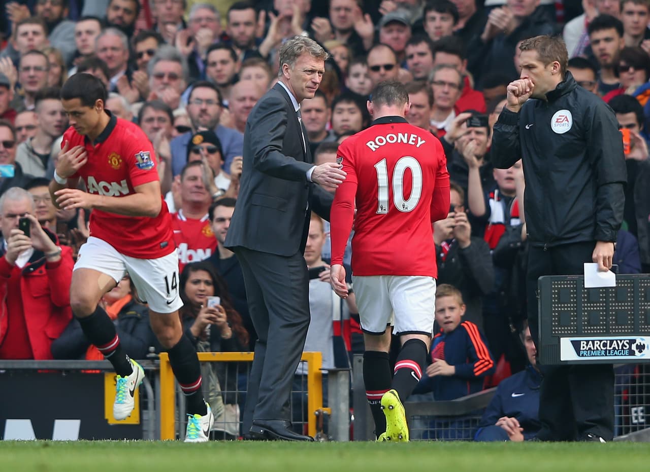 Moyes relegó a Javier Hernández: el mexicano apenas jugó 840 minutos en 24 partidos y solo fue titular seis veces, marcando apenas cuatro goles. Su peor temporada en Europa.