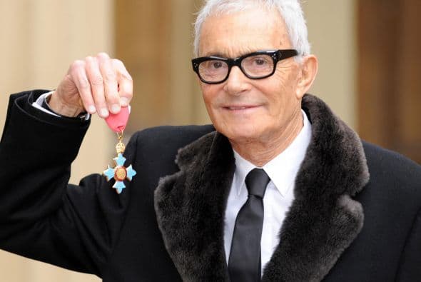 9 de mayo. Vidal Sasson, 84 años. Peluquero de celebridades que revolucionó su industria en la década del 60 con cortes que no requerían cuidados.