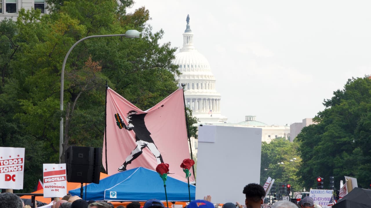 El ‘chico del sándwich’: de símbolo de protesta a un próximo nuevo juicio