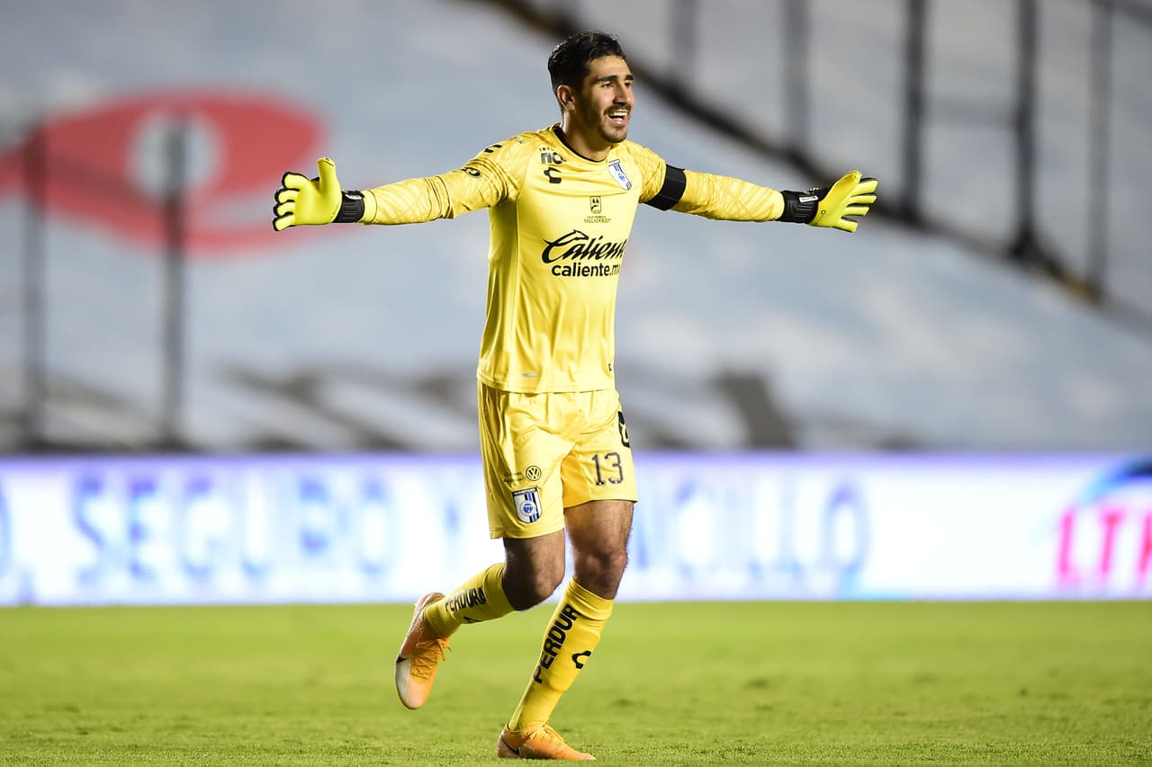 Ángel Sepúlveda no perdona y pone el 4-0 en la Corregidora.