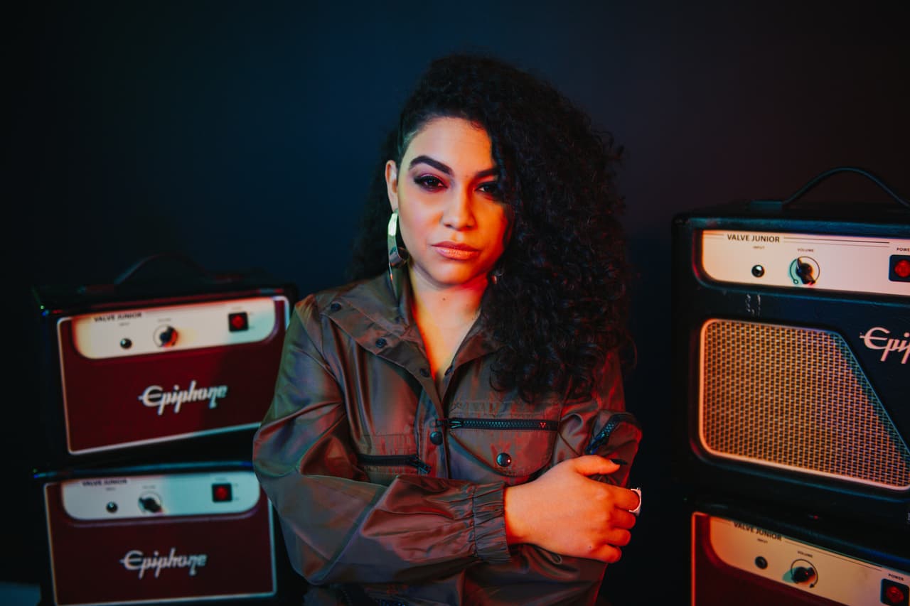 Jessica disfruta hacer ejercicio, estar con sus amigos, ir al cine, comer y conversar con su familia.