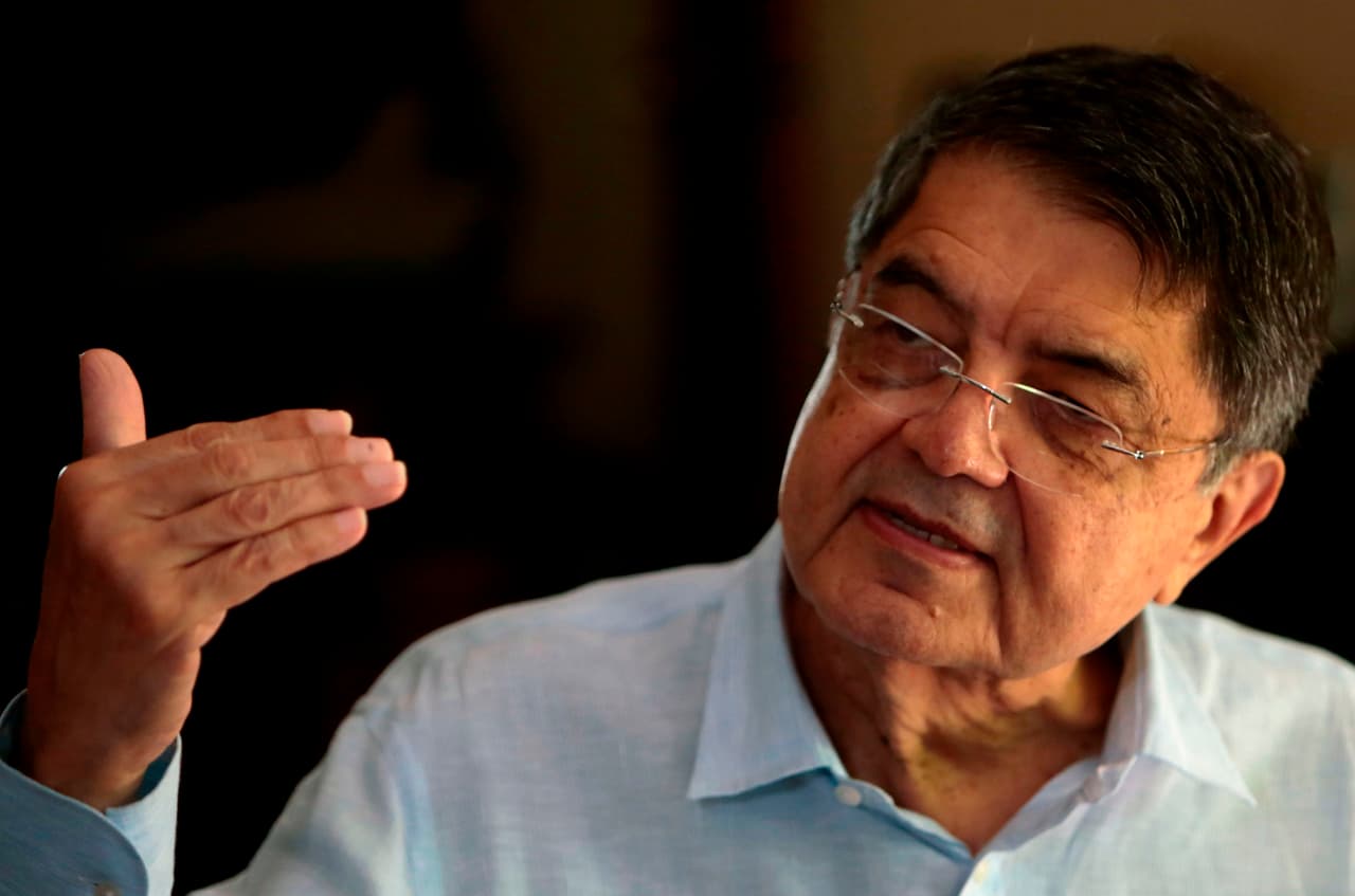 Nicaraguan writer Sergio Ramirez speaks with the press at his house in Managua after being awarded the Miguel de Cervantes Literature Prize -the most prestigious of Hispanic literature- on November 16, 2017. Ramirez was awarded the Cervantes 2017 for turning everyday life "into a work of art," the Spanish Minister of Culture, Inigo Mendez de Vigo announced. / AFP PHOTO / Inti Ocon (Photo credit should read INTI OCON/AFP/Getty Images)