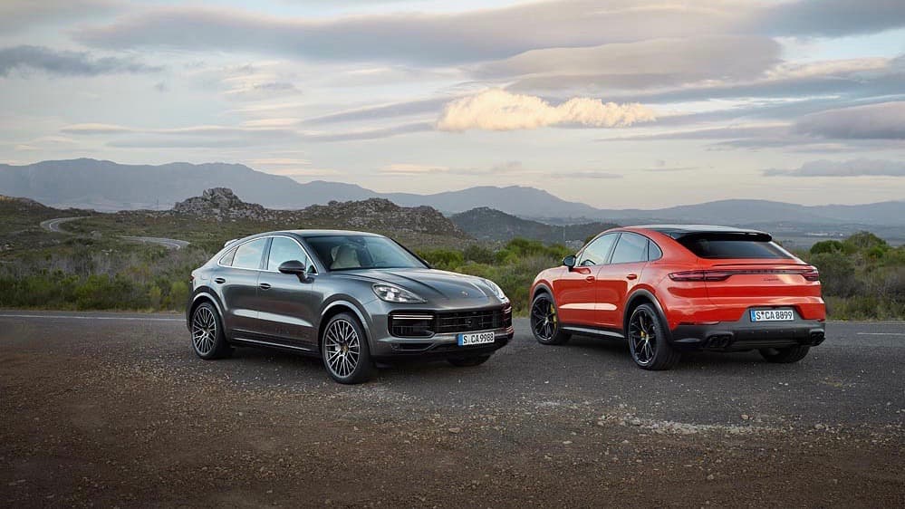 Con su nueva 
<b>Porsche Cayenne Coupe 2020</b> el histórico fabricante alemán de autos deportivos finalmente se decidió a competir con vehículos como la BMW X6 y la Mercedes-Benz GLE Coupe. Porsche llega tarde a esta fiesta, pero lo hace con un vehículo cuyo diseño eclipsa sin piedad a todos sus competidores.