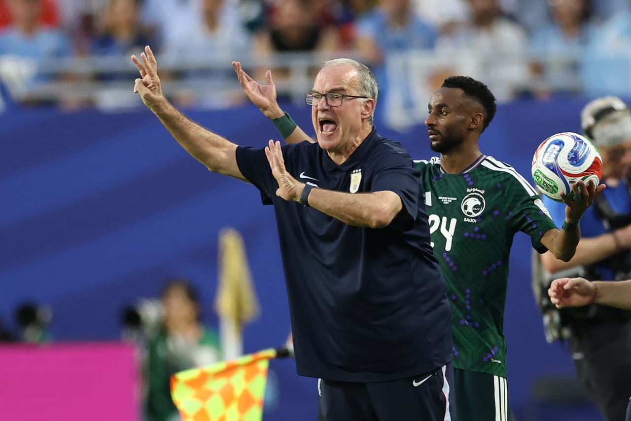 Marcelo Bielsa lamenta empate de Uruguay ante Arabia Saudita: “Lo teníamos que ganar”