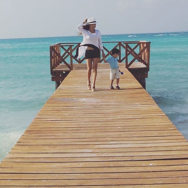 "Con mi pequeño Alexander" fueron las letras que describieron el día de las madres para la actriz Aleida Núñez.