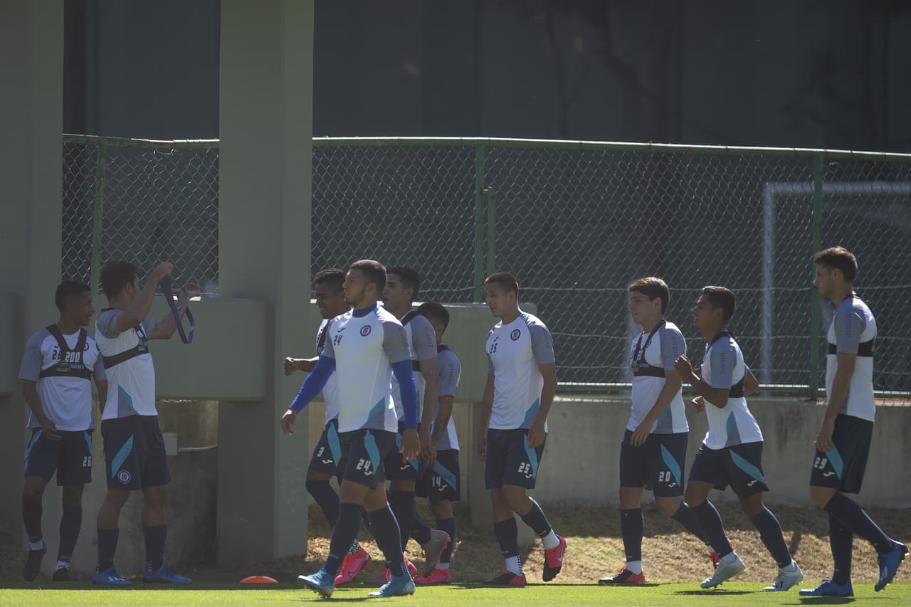 Cruz Azul reportó un nuevo caso con coronavirus.