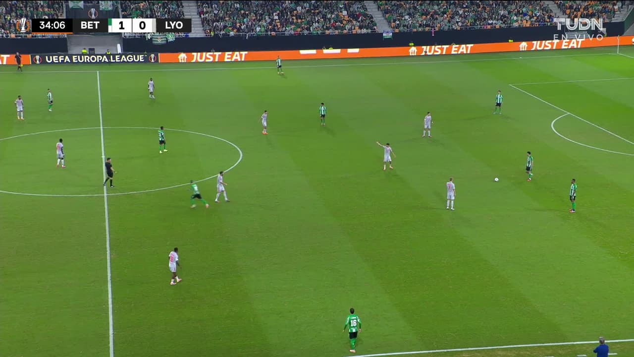 ¡GOL!  anota para Real Betis. Antony