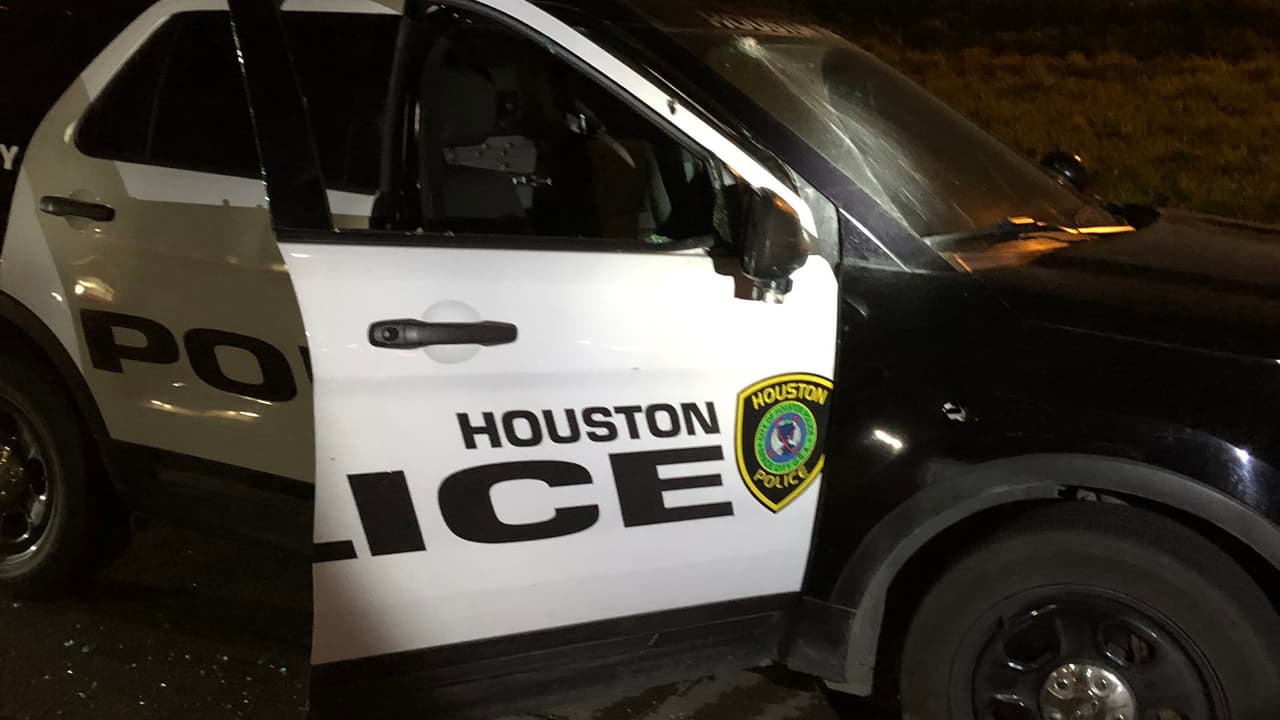 Arrestan a sospechoso luego de dispararle a unos policías y cometer varias infracciones de tránsito