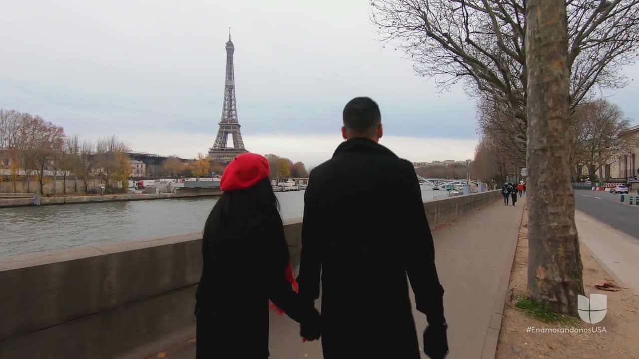 En la segunda jornada llegó el turno de visitar la torre Eiffel.