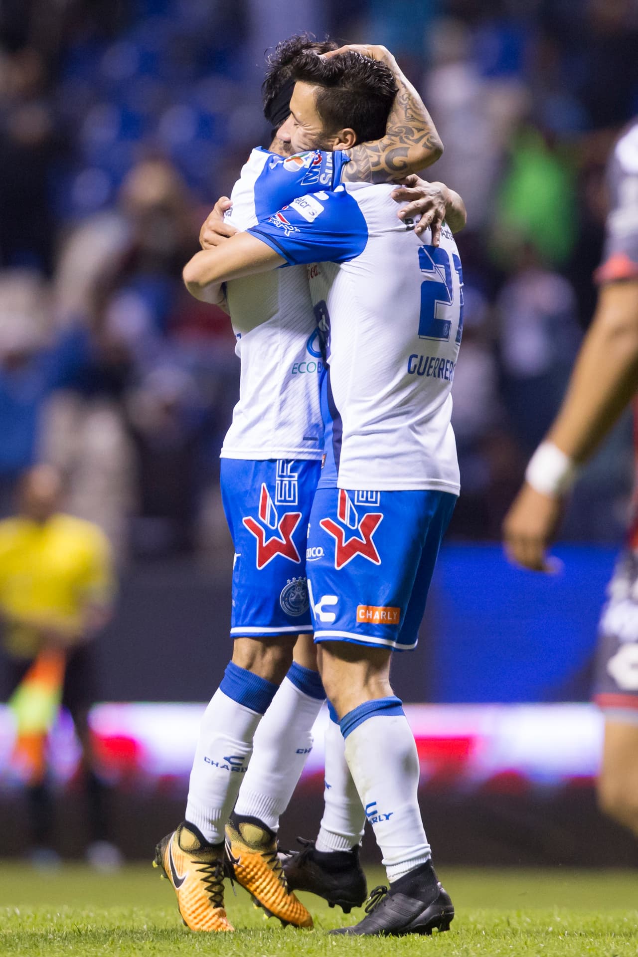 07 Puebla - 17 puntos: 5 ganados, 2 empates y 6 derrota con 15 goles a favor y 13 en contra.