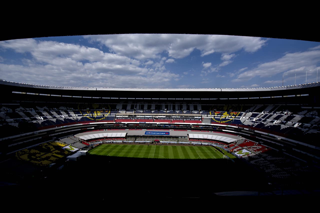 La Selección de México se despide de su afición en el Estadio Azteca antes de emprender el largo viaje a Rusia para disputar la Copa Mundial 2018. El rival es Escocia.