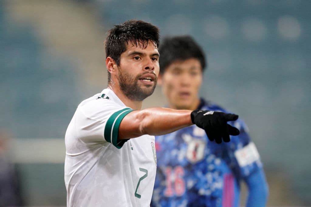 Japón ve la derrota ante México 0-2 en partido amistoso. El equipo mexicano se levantó en la segunda mitad y anotó el par de goles. El primer tanto cayó al minuto 63 por parte de Raúl Jiménez y, minutos después, el 'Chucky' Lozano descontaba el segundo gol para la escuadra tricolor.