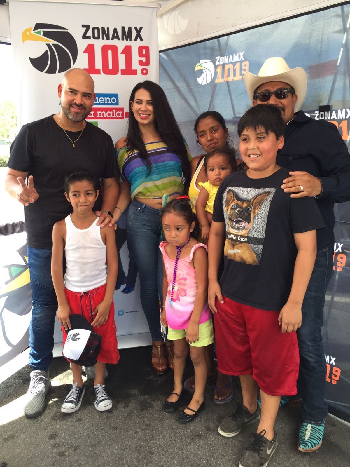Los oyentes de Anaheim en California disfrutaron de un día lleno de sorpresas al lado de 'El Bueno, La Mala y El Feo'.
