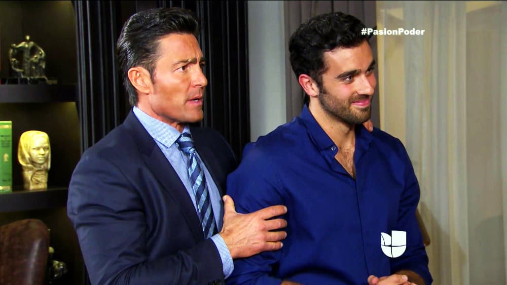 En Pasión y Poder, David sorprendió a Eladio al revelarle que lo ayudará a destruir a los Montenegro. ¡Ahora están más unidos que nunca!