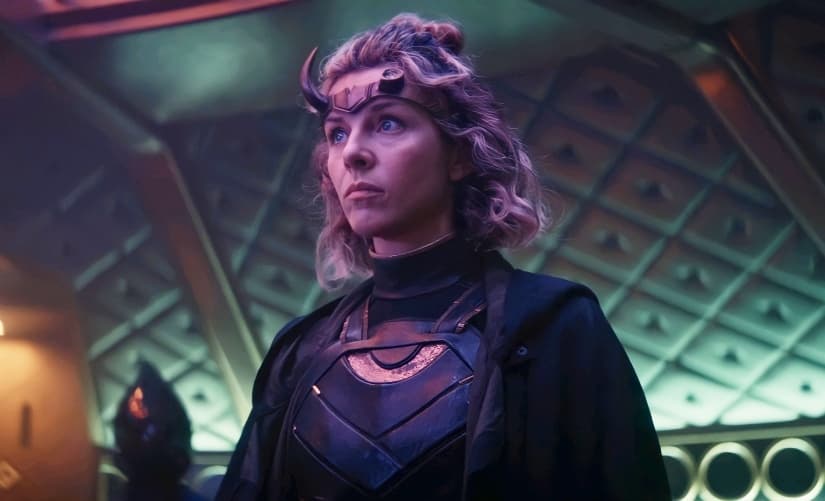 <b>Sylvie</b>
<br>En la misma plática en el tren con Loki en el episodio 3 de la serie, la variante femenina llamada Sylvie (Sophia Di Martino) también admite que está interesada en más de un género. Incluso la directora de la serie Kate Herron en Twitter señaló lo importante que fue el confirmar la bisexualidad de las dos variantes de Loki, al ser parte integral de lo que los personajes son y también ella como persona.