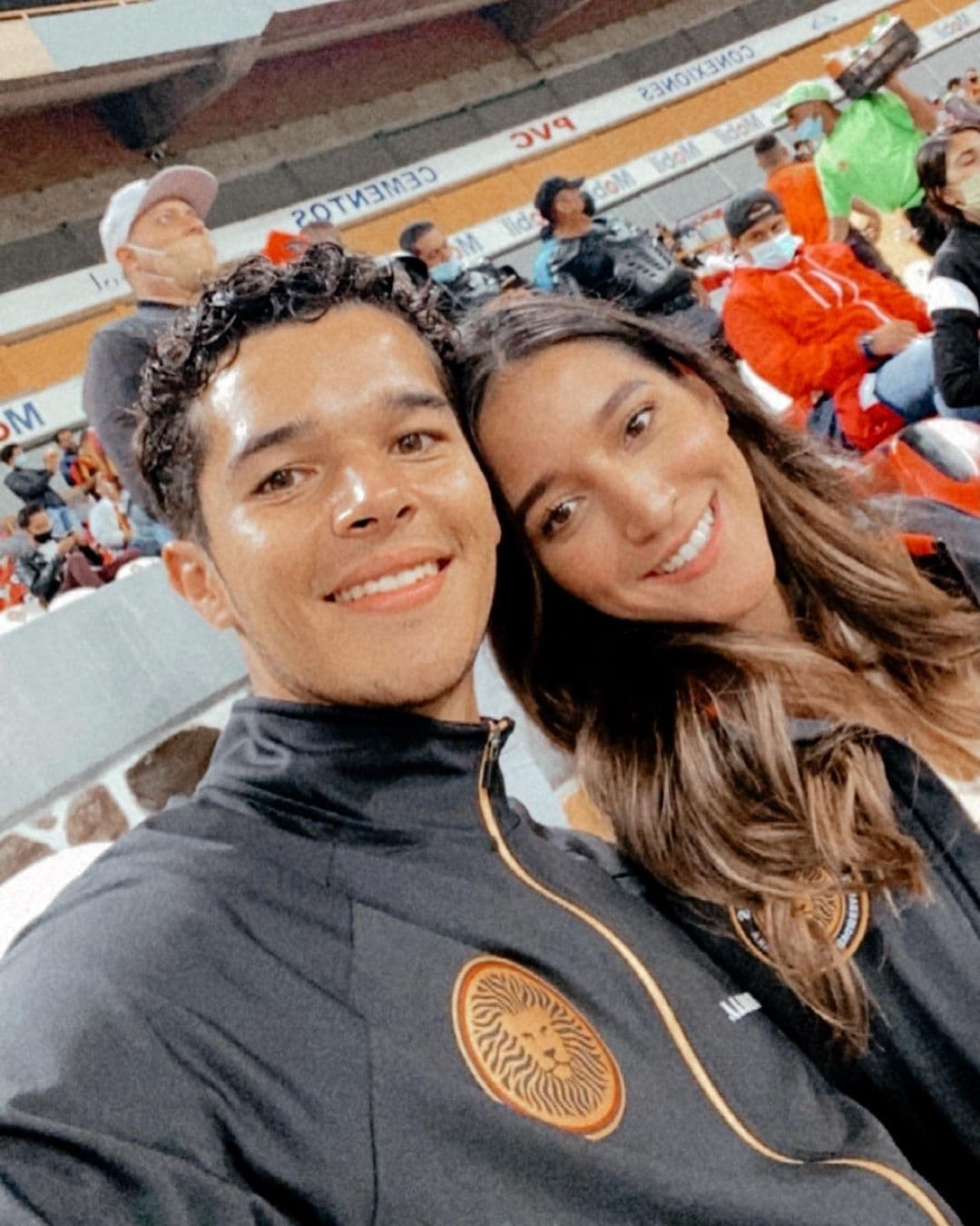 La intérprete de Soraya en la telenovela 
<a href="https://vix.com/es/detail/series-574?utm_medium=internal_referral&utm_source=univision&utm_campaign=evergreen&utm_content=ed_entertainment&utm_term=slideshow" target="_blank">'María la del Barrio', la cual puedes ver gratis en Vix,</a> se convirtió en "suegra" en 2020 cuando su hijo Roberto comenzó una relación sentimental con una chica de nombre Zaire Renata.