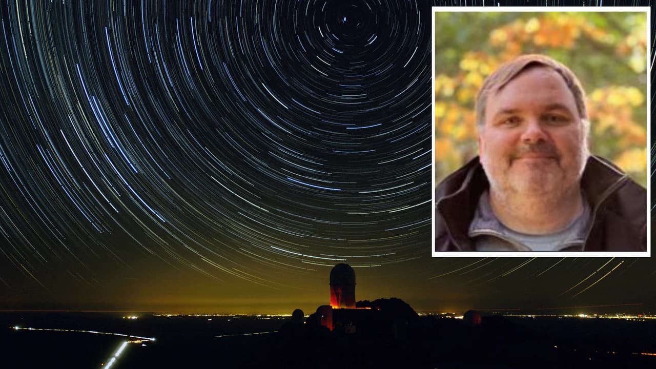 Gustavo Rahmer es el líder de programas astronómicos en el observatorio de Mount Lemmon