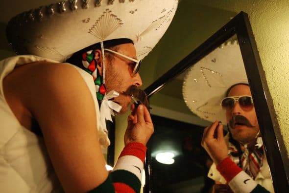 No sólo la ropa; los accesorios también son parte de un magnífico atuendo mexicano.