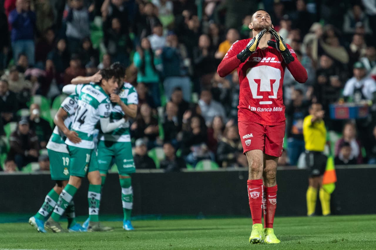 Santos aventaja a la UNAM en la Copa MX