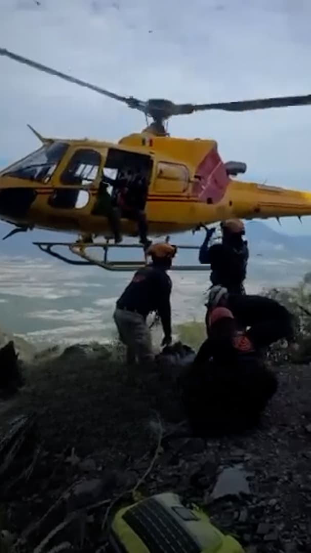 Rescatan a un hombre que tuvo un accidente en un cerro