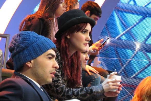 Dulce llegó a escuchar a sus finalistas.
