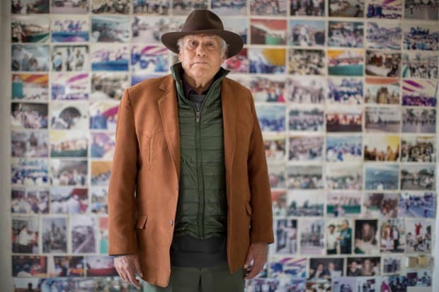 “Cuando la gente construía sus casas, con el paso del tiempo, también hacía tiendas en el piso inferior". - Perfecto Martínez