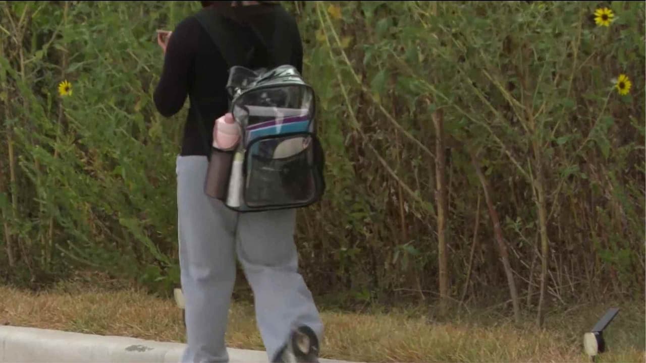Una estudiante es herida con un cuchillo de cocina tras pelea en la preparatoria Jersey Village