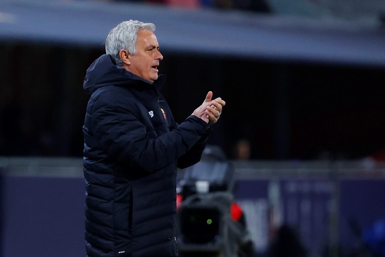 Bologna se impone a la Roma de Mourinho por la mínima con anotación de Matias Svanberg al minuto 35' durante la Jornada 15 en la Serie A.