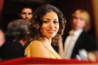 Karima El Mahroug, con quien además Silvio Berlusconi habría mantenido relaciones cuando ella era menor de edad, se refugió en México.