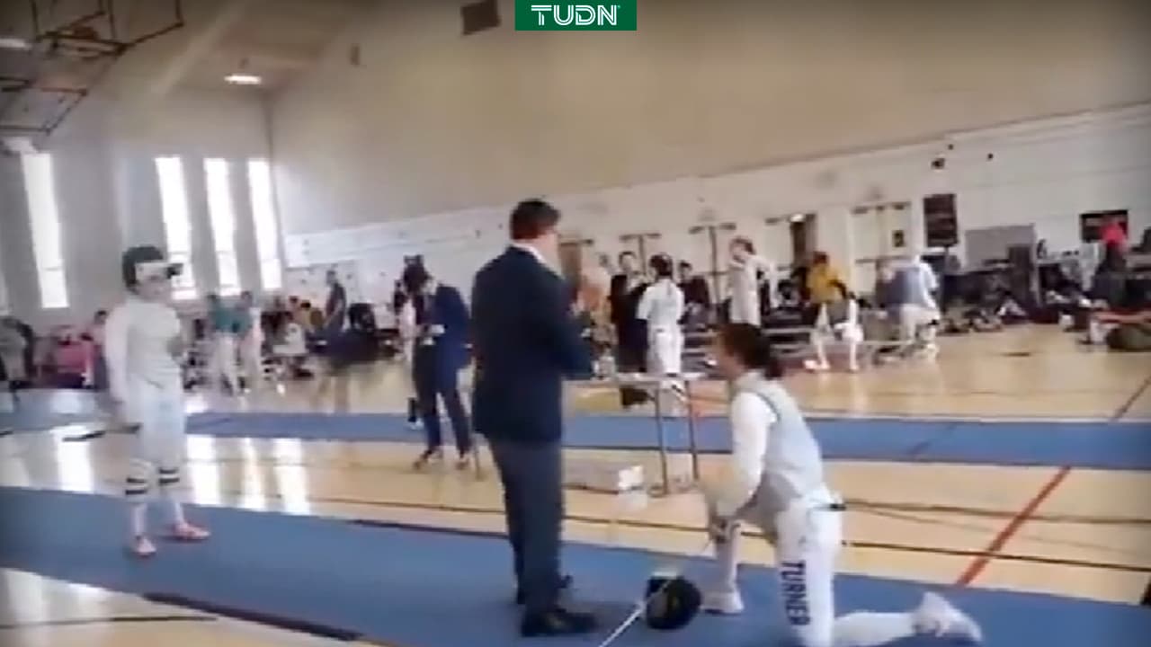 Competidora de esgrima se niega a pelear con un rival trans