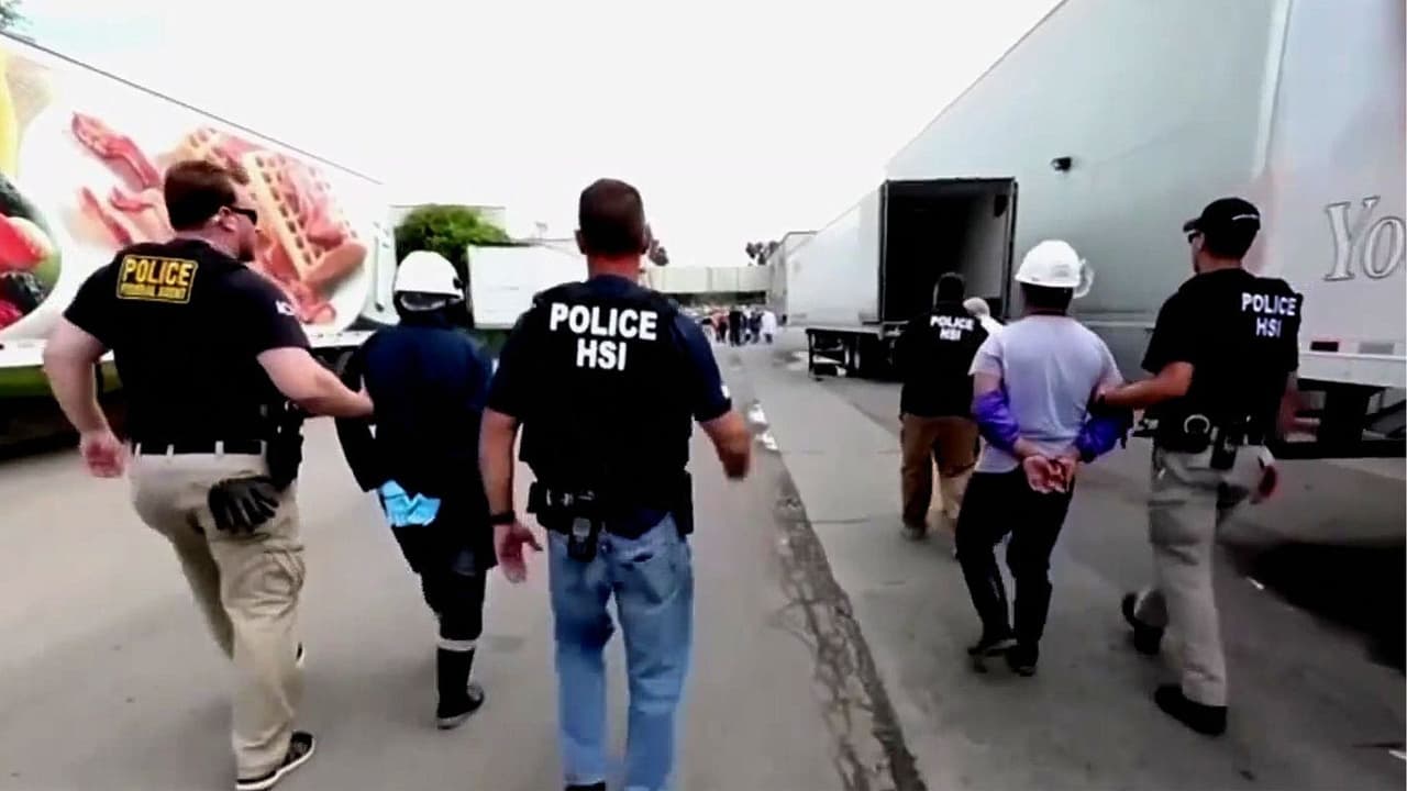 ICE dice que casi el 70% de los migrantes detenidos tiene antecedentes penales: ¿Qué muestran los nuevos datos?