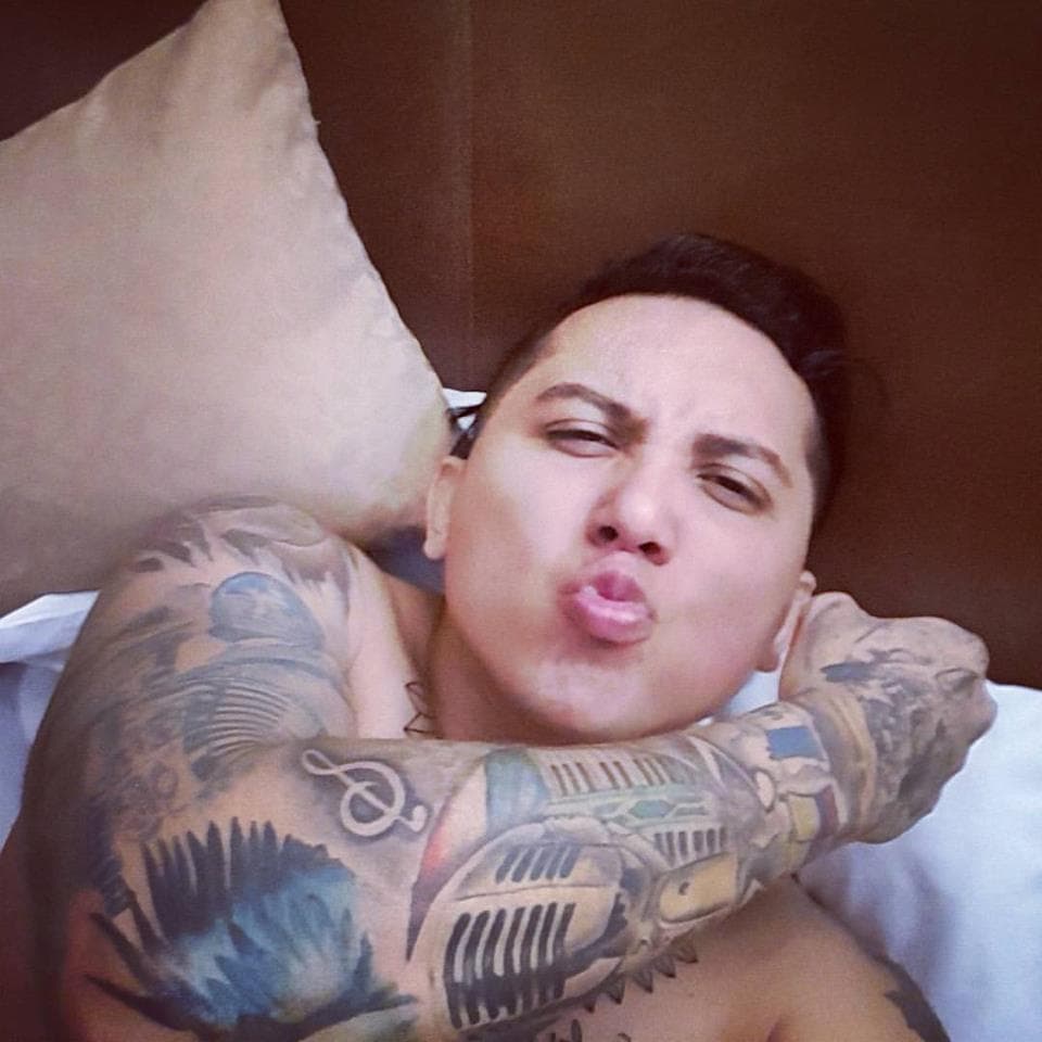 El líder de La Trakalosa de Monterrey hizo hincapié en que agradece no tener una madre como la señora Colombani.