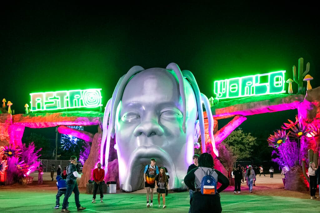 La 
<a href="https://www.univision.com/noticias/sucesos/que-ocurrio-festival-astroworld-houston-texas-travis-scott-muertos">avalancha humana que dejó ocho muertos y cientos de heridos</a> en el festival Astroworld de Houston, Texas, se suma a la lista de estampidas mortales que se han sucedido en diversas partes del mundo, dejando cientos de muertos. Estos son los principales sucesos de este tipo que han ocurrido en la última década.