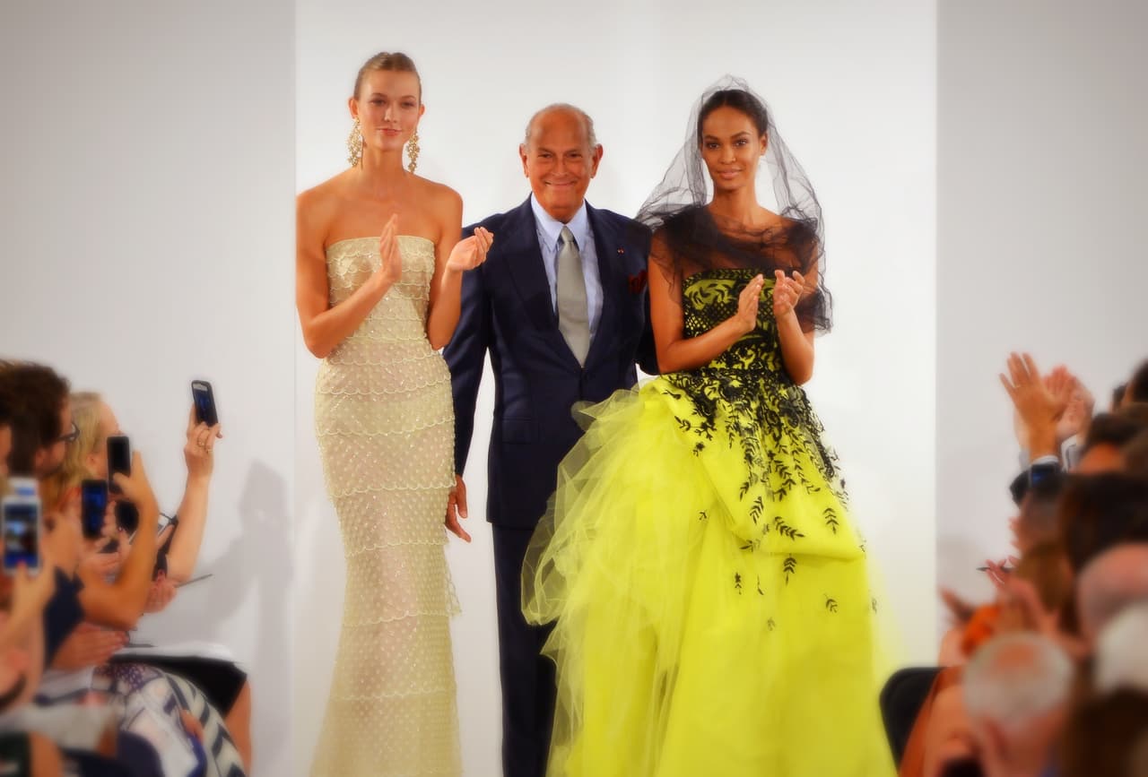 Esta lista es apta para fashionistas consumados y para quienes están iniciando esta travesía fascinante por el mundo de la moda. Aquí te damos un paseo por el verdadero alfabeto de la moda, de la A a la Z.