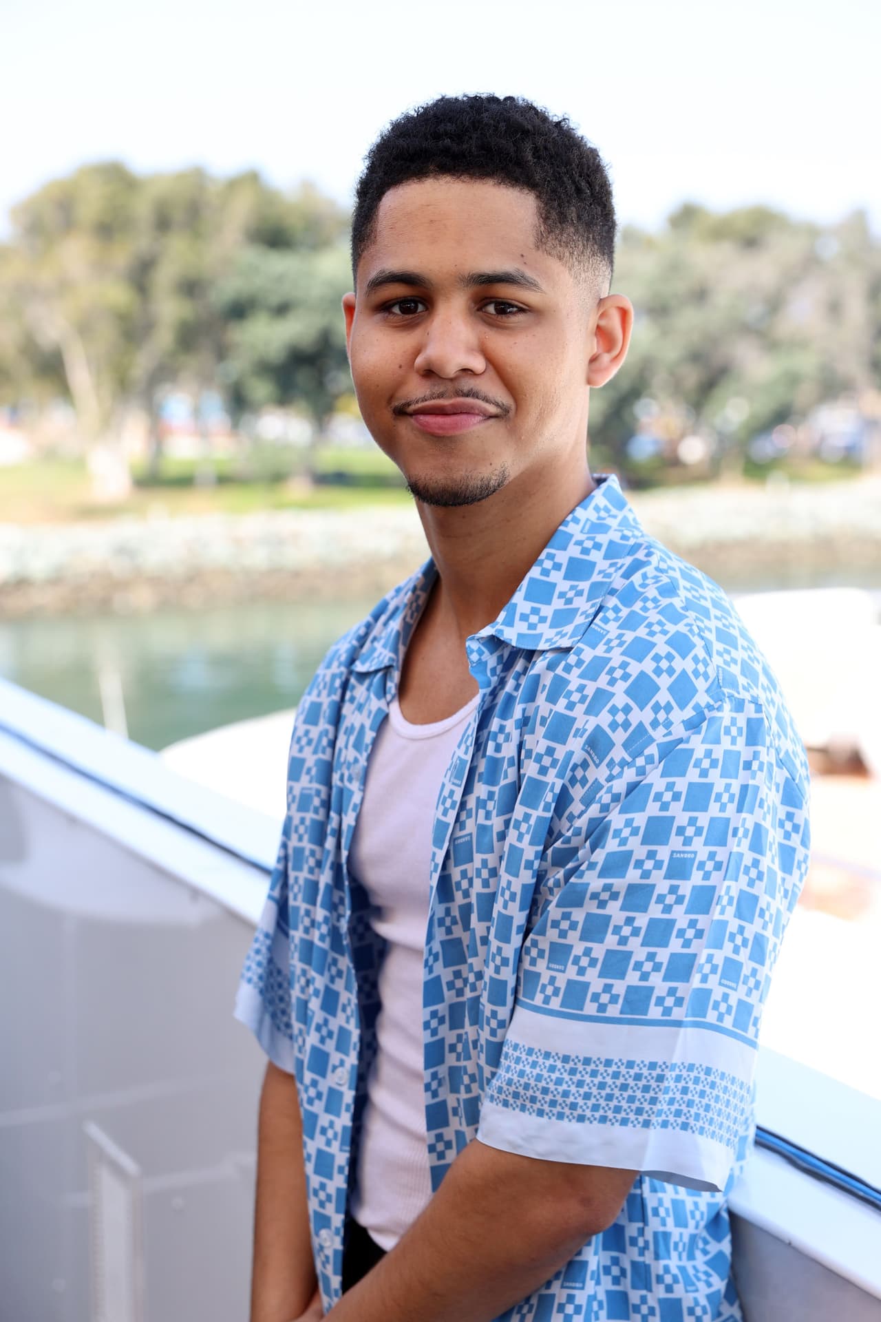 Rhenzy Feliz en la San Diego Comic-Con de 2024.