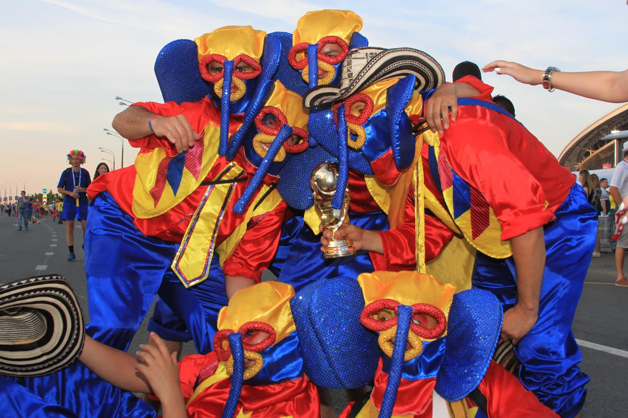 El Carnaval de Barranquilla se trasladó a Kazán con la presencia de las tradicionales Marimondas.